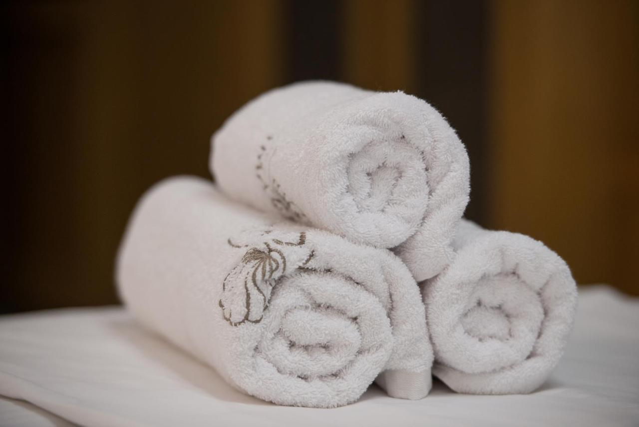 Imagine Luxury Suites ニキティ エクステリア 写真