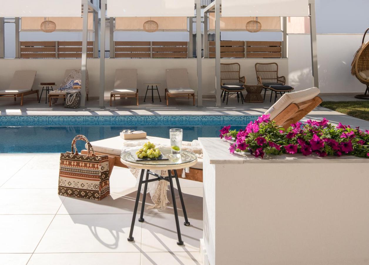 Imagine Luxury Suites ニキティ エクステリア 写真